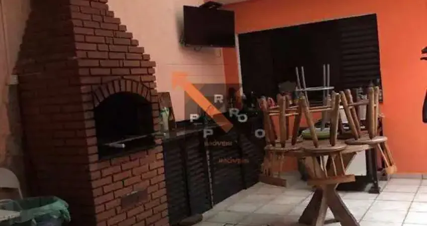 Amplo Sobrado na Mooca 5 Dorms sendo 2 suítes 6 Vagas - Churrasqueira - Quintal