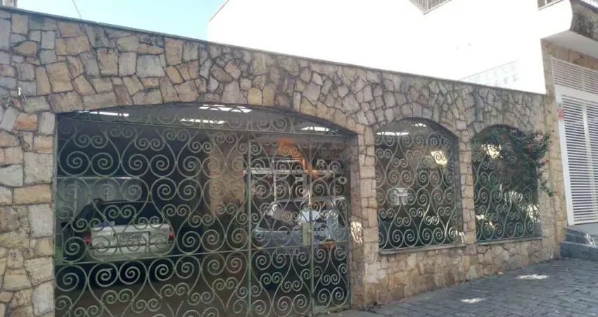 Casa com amplo quintal e churrasqueira no parque da mooca - terreno 8x30