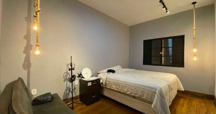 CASA PARA ALUGA / VENDA NO CENTRO DE PIRASSUNUNGA/SP. 2 QUARTOS