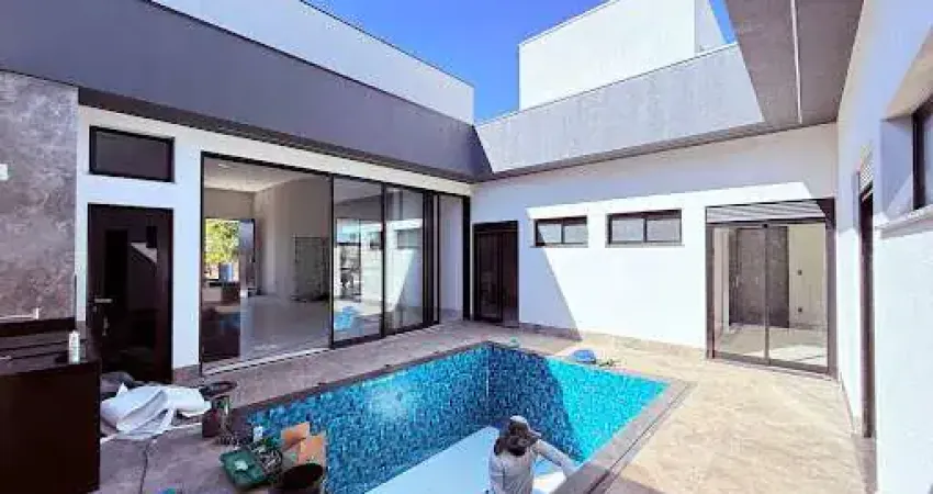 CASA EM CONDOMINIO FECHADO A VENDA EM PIRASSUNUNGA/SP
