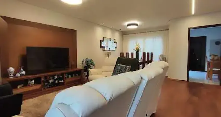 Casa com 3 quartos à venda na Rua Elydia Zuntini Gândara, Centro, Araras