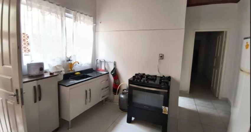 Casa de 2 doemitório com 1 suite, pronta para morar em Mongagua!