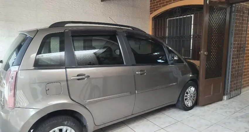 Casa com 2 quartos à venda em Guilhermina, Praia Grande 