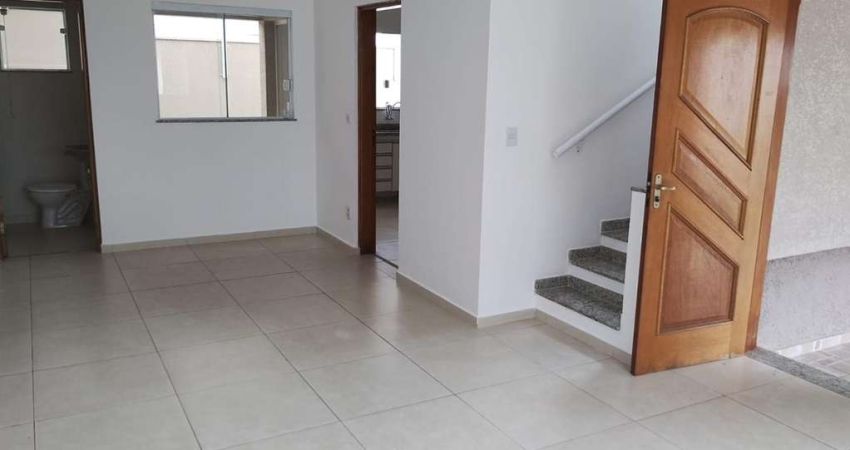 Casas de Vila para Venda em Atibaia, Jardim Estância Brasil, 3 dormitórios, 1 suíte, 3 banheiros, 2 vagas