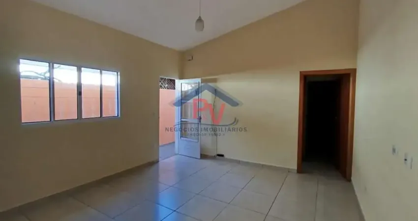 Casa 3 dormitórios para locação em atibaia, jardim dos pinheiros, 3 dormitórios, 1 suíte, 2 banheiros, 2 vagas