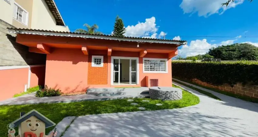 Casa 2 dormitórios para Locação em Atibaia, Jardim Paulista, 2 dormitórios, 1 suíte, 3 banheiros, 4 vagas