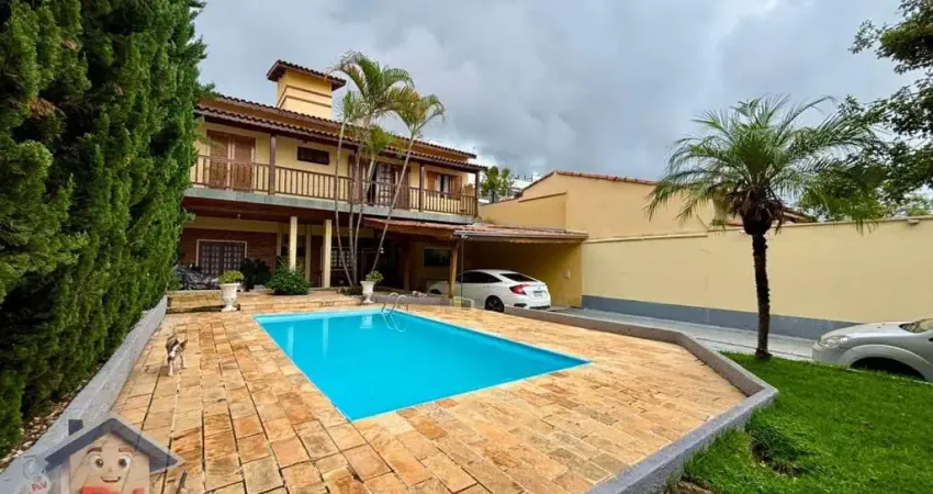 Casa 3 dormitórios para Locação em Atibaia, Alvinópolis, 3 dormitórios, 1 suíte, 4 banheiros, 9 vagas