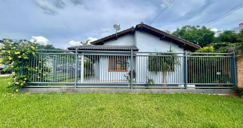 Casa com 3 quartos à venda na Rua Benjamin Constant  D, Maria Goretti, Chapecó