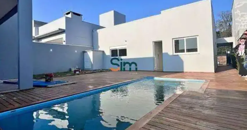 Excelente casa com 3 quartos sendo 01 suites e piscina a venda !!