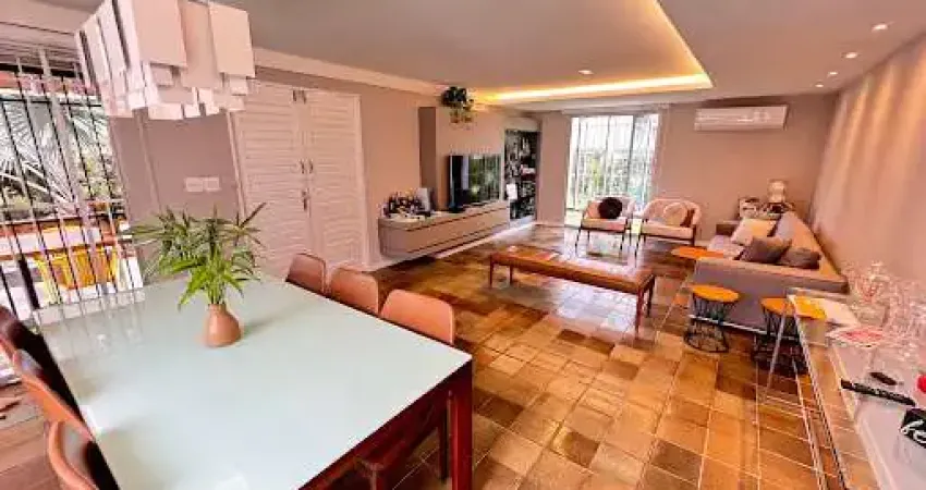 VENDE-SE CASA NO POÇO DA PANELA - 404m² DE ÁREA CONSTRUÍDA - 6 QTOS (5 SUÍTES)