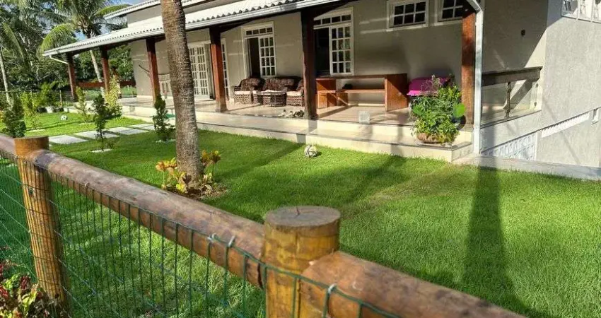 Casa em Lauro de Freitas com 4|4, 06G e 460M² e 3000M² de Terreno