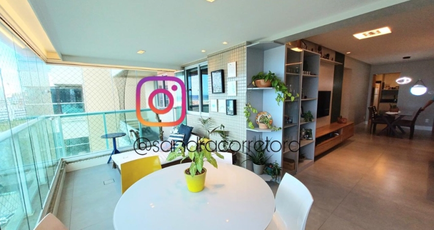 Apartamento com 3 quartos à venda na Rua Rodrigues Dórea, Armação, Salvador
