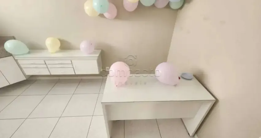 Comercial Sala/Loja Condomínio em São José do Rio Preto