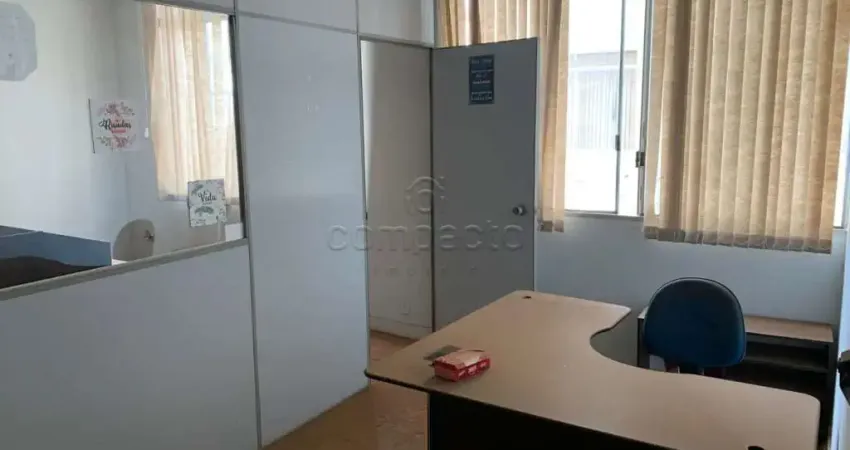 Comercial Sala/Loja Condomínio em São José do Rio Preto