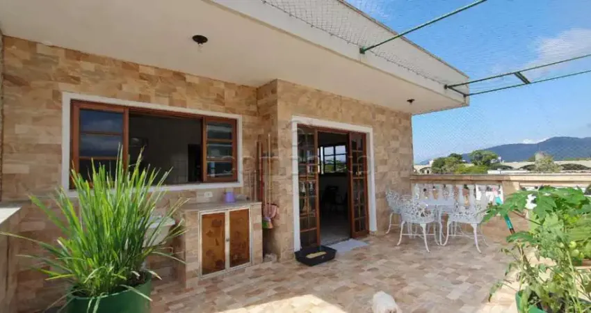 Casa com 6 quartos à venda no Centro, Ubatuba