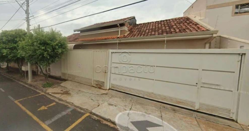 Casa com 4 quartos à venda na Vila Toninho, São José do Rio Preto 