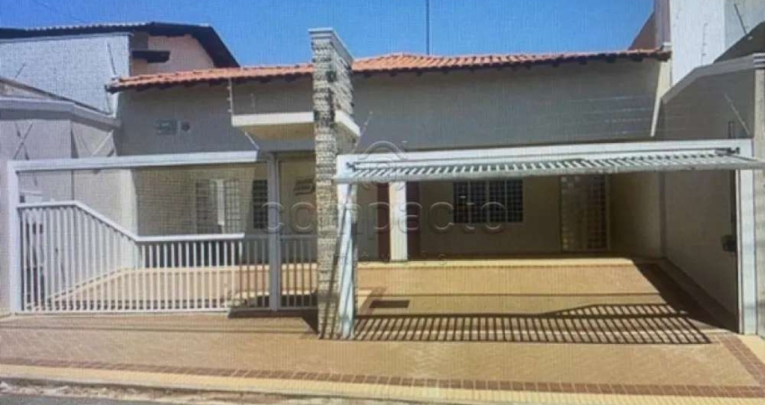 Casa com 3 quartos à venda no Centro, Fernandópolis 