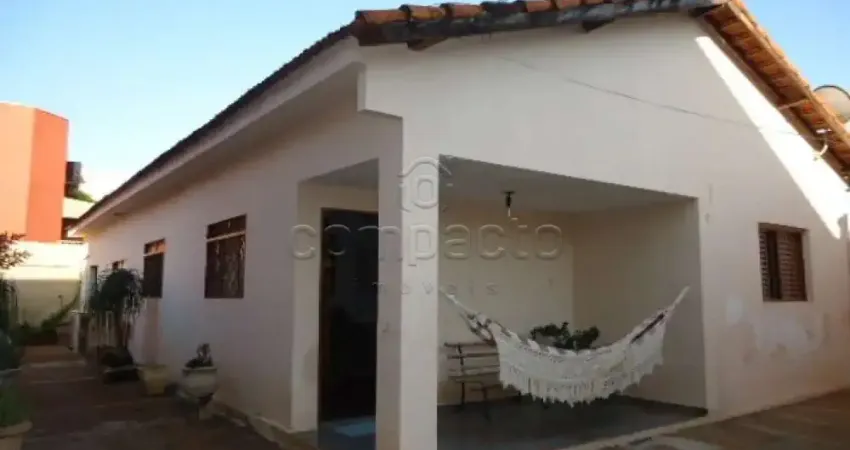 Casa com 3 quartos à venda na Vila Santo Antônio, São José do Rio Preto 