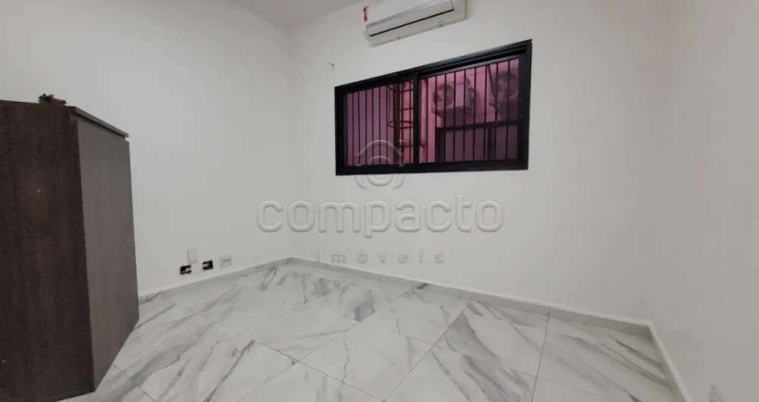 Comercial Sala/Loja Condomínio em São José do Rio Preto