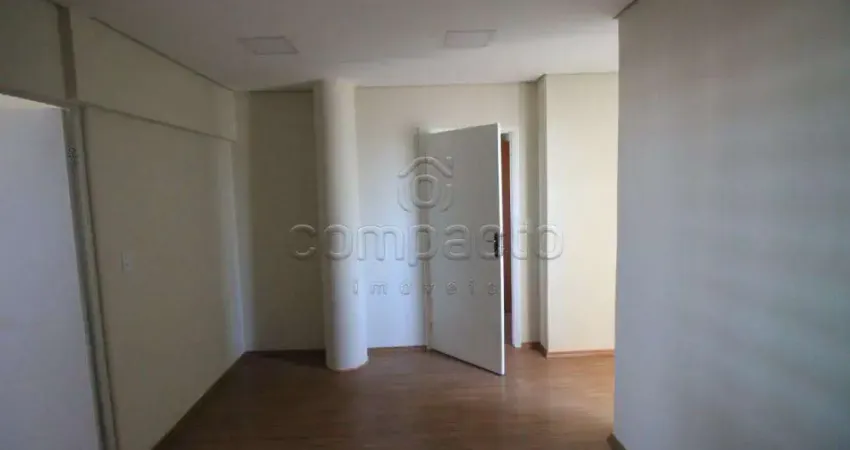 Comercial Sala/Loja Condomínio em São José do Rio Preto