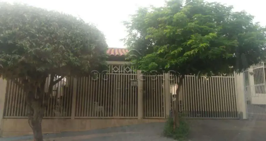 Casa Vende - 3 quartos - Conjunto Habitacional Cristo Rei