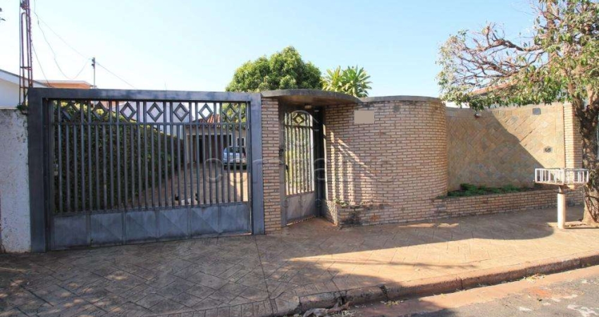 Casa com 3 quartos à venda no Bom Jardim, São José do Rio Preto 