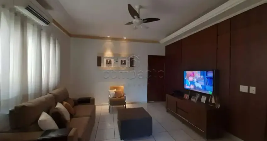 Casa com 3 quartos à venda no Jardim Nazareth, São José do Rio Preto