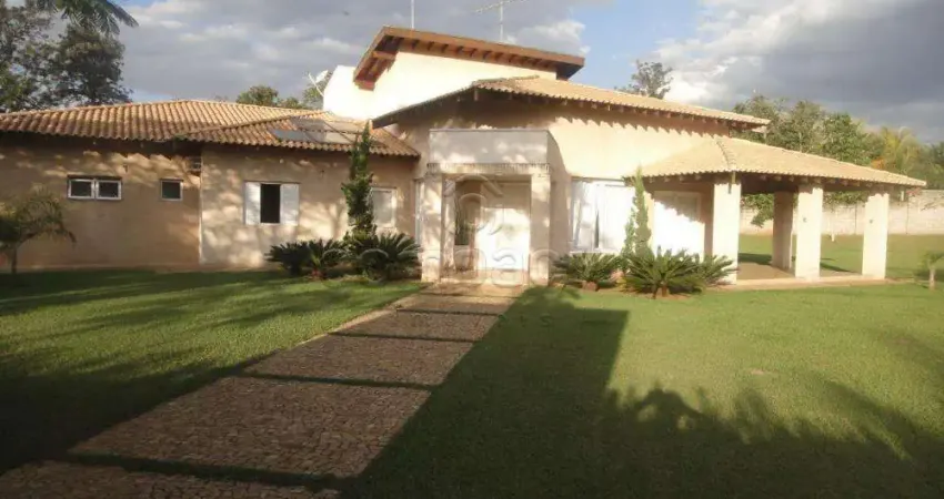 Casa em condomínio fechado com 4 quartos à venda na Zona Rural, Guapiaçu 
