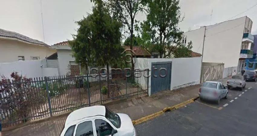 Casa com 4 quartos à venda no Centro, Fernandópolis