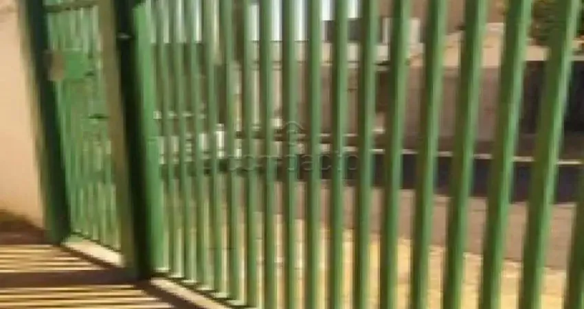 Casa com 3 quartos para alugar na Rua Professor Joaquim de Paula Sant'Anna, Conjunto Habitacional São José do Rio Preto, São José do Rio Preto
