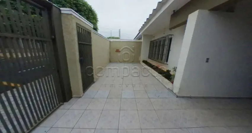 Casa com 4 quartos para alugar na Rua Bento Marques dos Santos, Parque Quinta das Paineiras, São José do Rio Preto