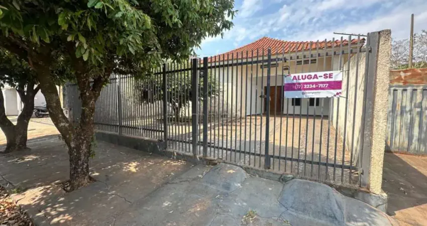 Casa com 3 quartos para alugar na Rua Jamil Barbar Cury, Jardim Tarraf II, São José do Rio Preto
