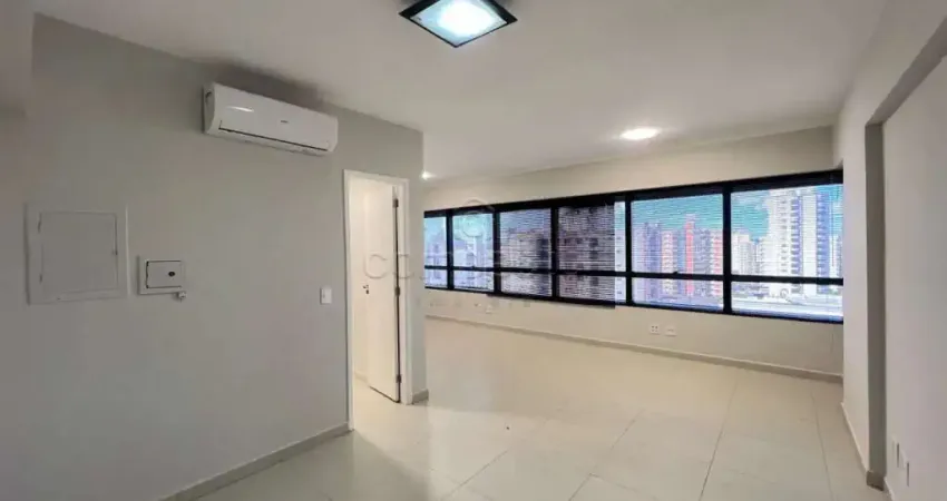 Comercial Sala/Loja Condomínio em São José do Rio Preto