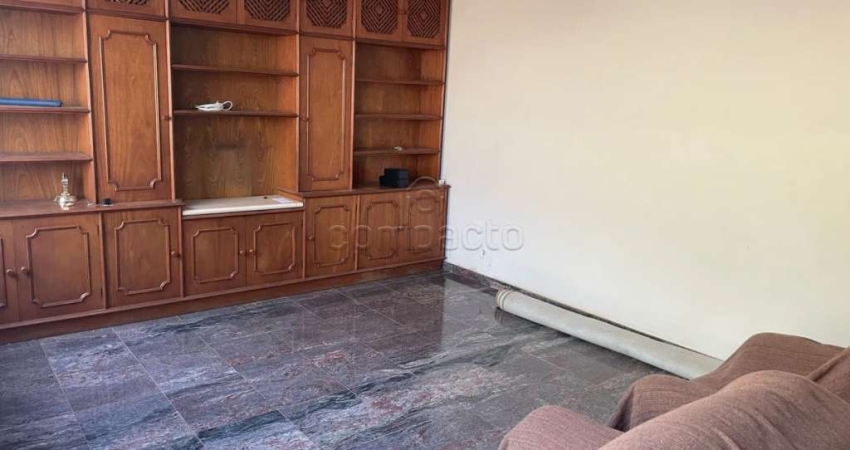 Casa com 4 quartos à venda na Vila Maceno, São José do Rio Preto 