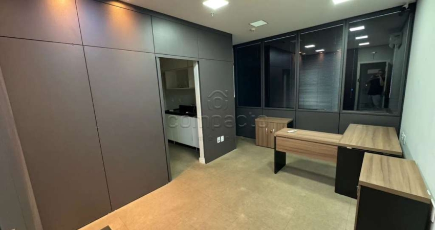 Comercial Sala/Loja Condomínio em São José do Rio Preto