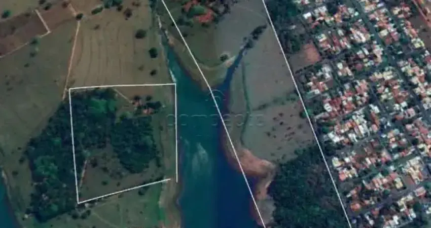 Terreno comercial à venda no Centro, Fronteira 