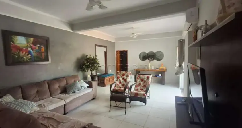 Casa em condomínio fechado com 5 quartos à venda no Condomínio Bacuri, Ipiguá