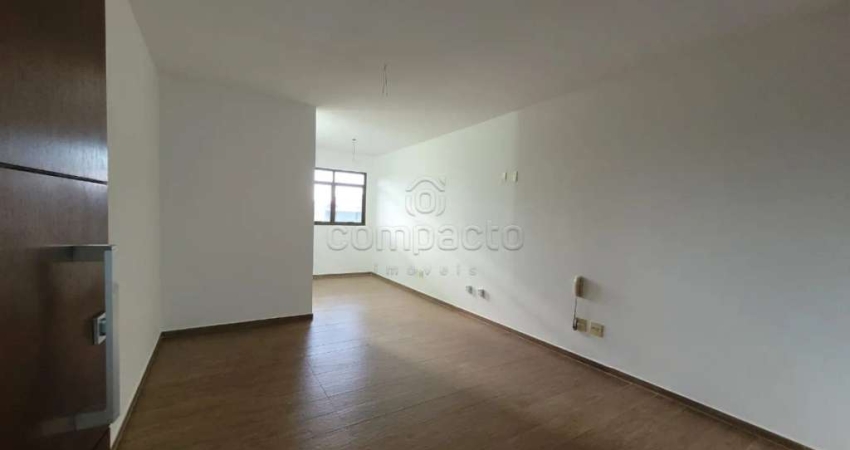 Comercial Sala/Loja Condomínio em São José do Rio Preto