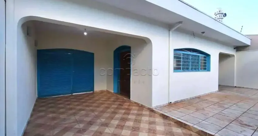 Casa com 3 quartos para alugar na Rua Cristóvão Colombo, Jardim América, São José do Rio Preto