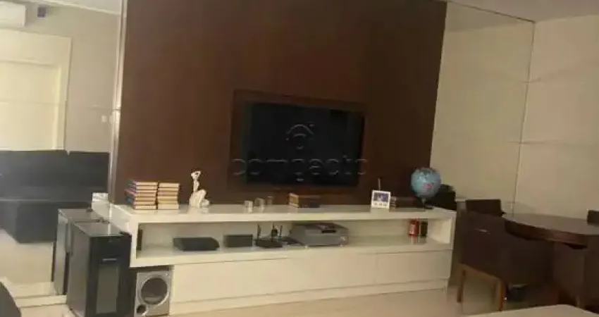 Casa com 3 quartos à venda na Vila Ercília, São José do Rio Preto