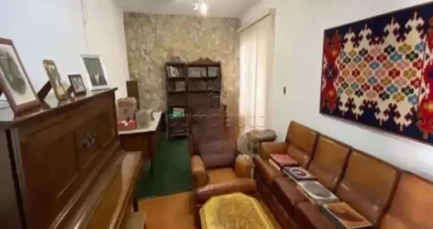 Comercial Casa em São José do Rio Preto