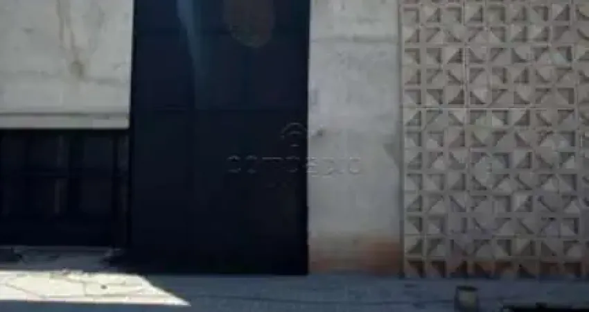 Comercial Casa em São José do Rio Preto