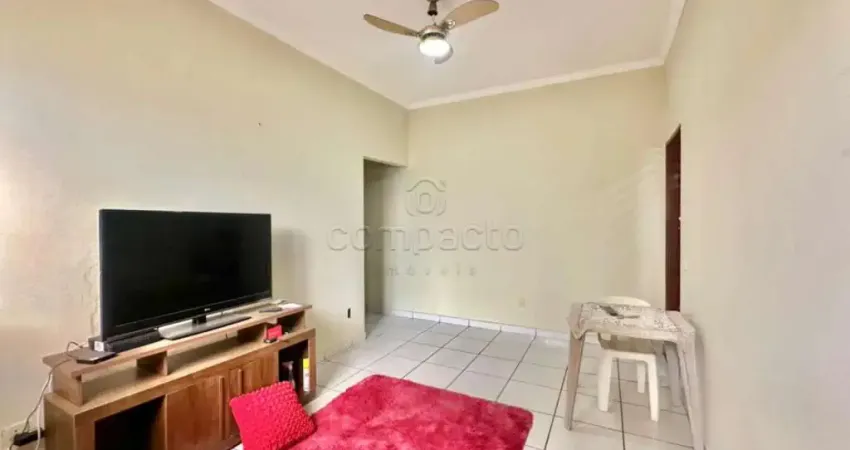 Ótima edícula com 60m² ao lado do centro!