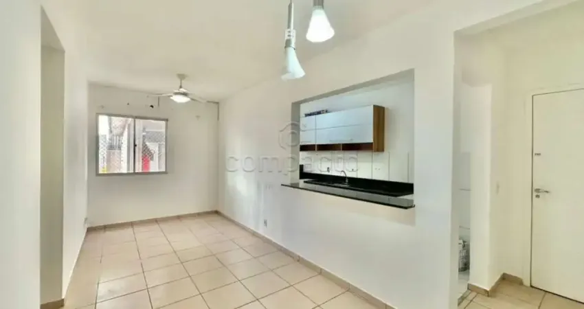 Lindo e amplo apartamento com 03 quartos na Zona Sul.