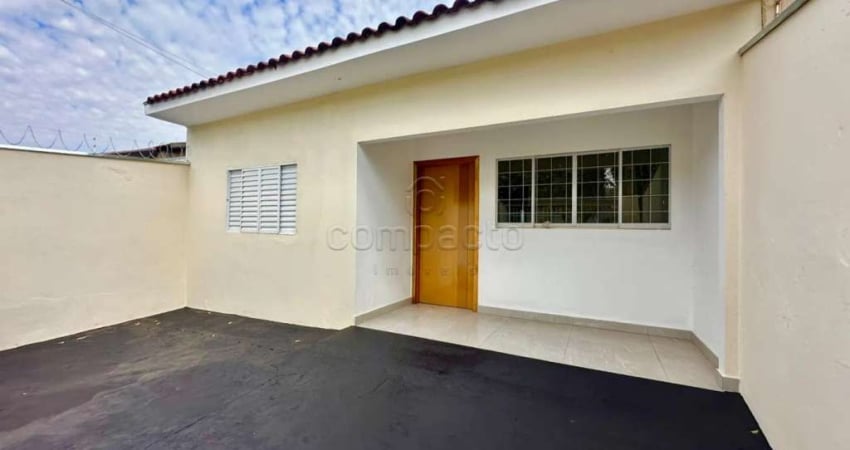 Casa com 2 quartos para alugar na Rua Antonio Pirola, Residencial Alto das Andorinhas, São José do Rio Preto