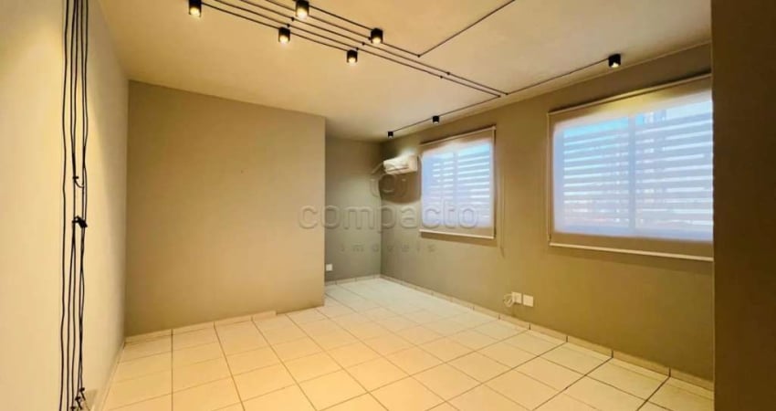 Comercial Sala/Loja Condomínio em São José do Rio Preto