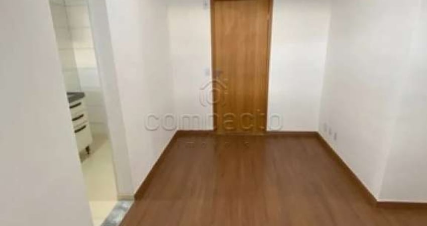 Apartamento com 2 quartos para alugar na Rua Maria Longhi, Conjunto Habitacional São Deocleciano, São José do Rio Preto