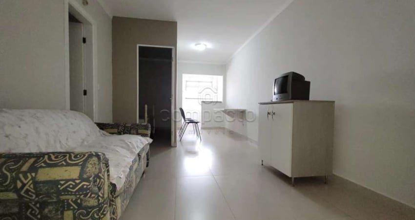 Apartamento com 1 quarto para alugar na Rua Benjamim Constant, Vila Imperial, São José do Rio Preto