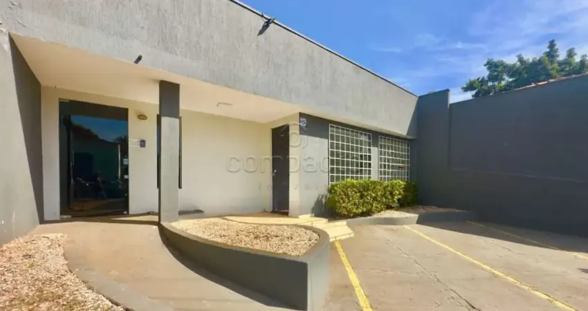 Casa comercial para alugar na Avenida Adolfo Lutz, Vila Santa Cruz, São José do Rio Preto