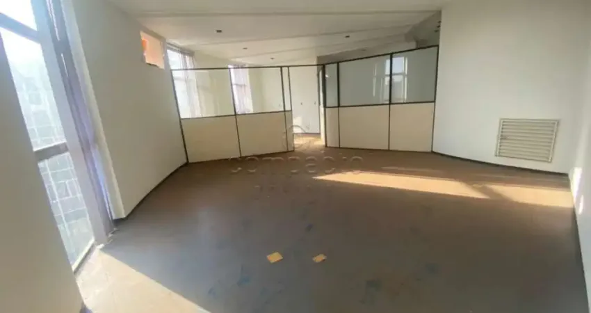 Sala Comercial à Venda no Centro de São José do Rio Preto